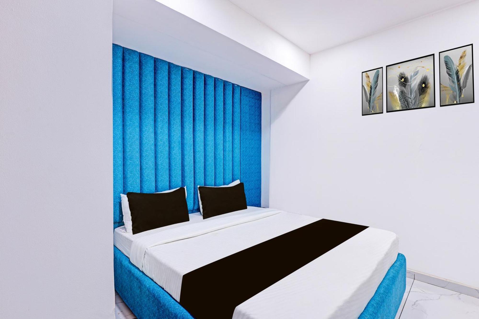 Super Hotel O Althan Formerly Hotel Niraant Surat Zewnętrze zdjęcie